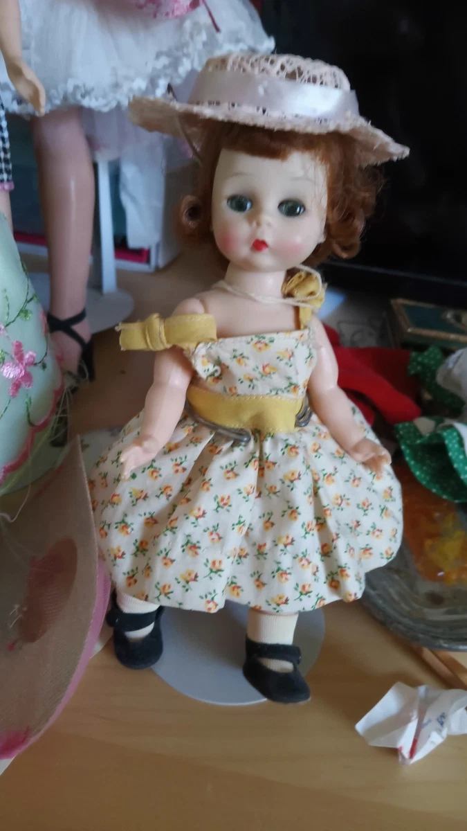 25+ Madame Alexander Mme Doll Vintage Dolls (1948-1959) for sale