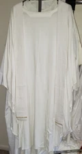 PRIEST CLERGY OFFICIANT VESTMENT CHASUBLE & STOLE WHITE W/GOLD DETAIL 21