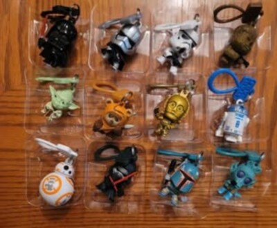 DISNEY Star Wars Force Awakens Complete set of Character Bag Clips, w/ 2 special