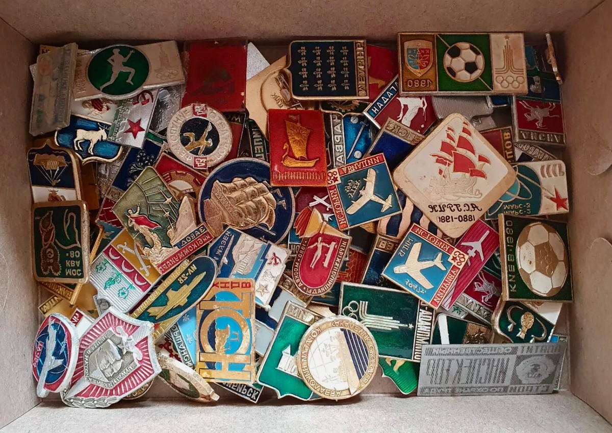 Vintage Collection Russian Soviet Pin Badge USSR Set 100 pcs. | eBay