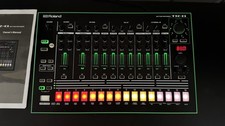 Roland TR-8 Sampler & Sequencer Drum Machine ...