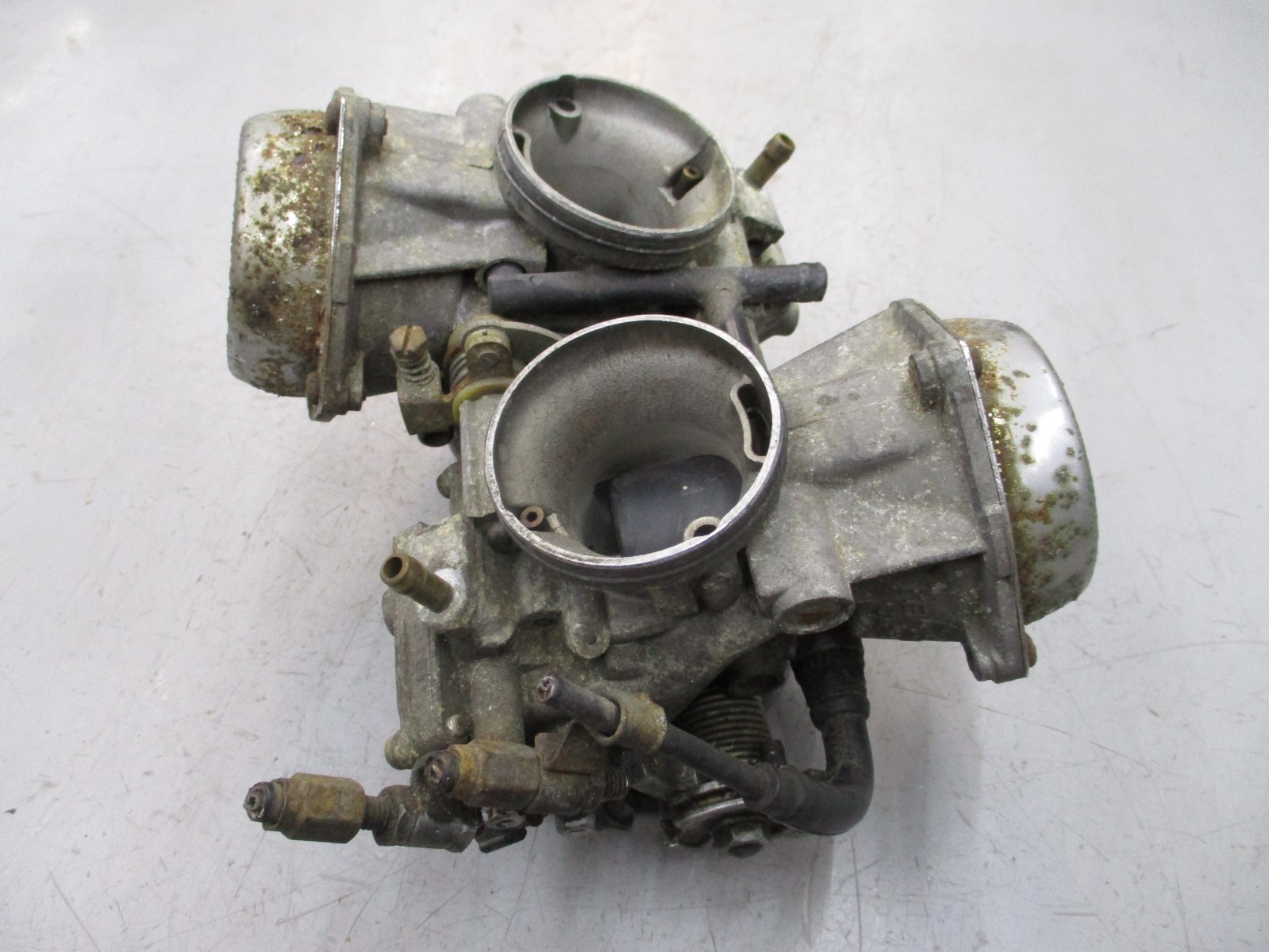 1984 HONDA VT700 VT 700 750 VT700C SHADOW CARBURETORS CARBS