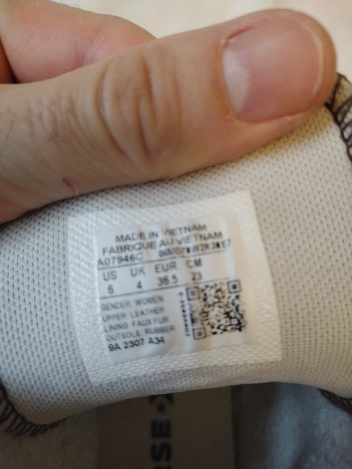 Converse Chuck Taylor Shearling Burnt Umber leather, Fleece Lined UK 4 / EU36.5 - Image 4 of 4