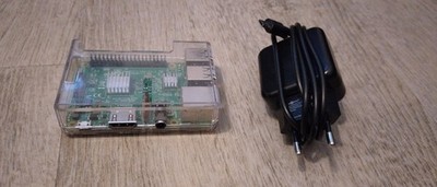 Raspberry Pi 3 B+ mit Gehäuse, Netzteil und Kühlkörpern, RPi 3 B Plus