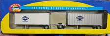Athearn 91053 HO Overnite 28 Trailers with Do...