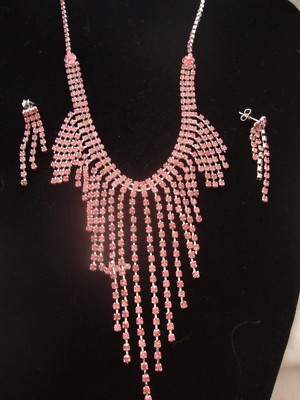 J206 PINK AUSTRIAN  Earrings & Necklace (16 in)  IN SILVERTONE FREE SHIPPING
