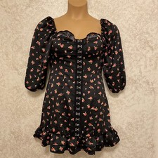 Forever 21 Women's Mini Dress. Black Rose Ruffle. Metal Hook Detail Size Medium