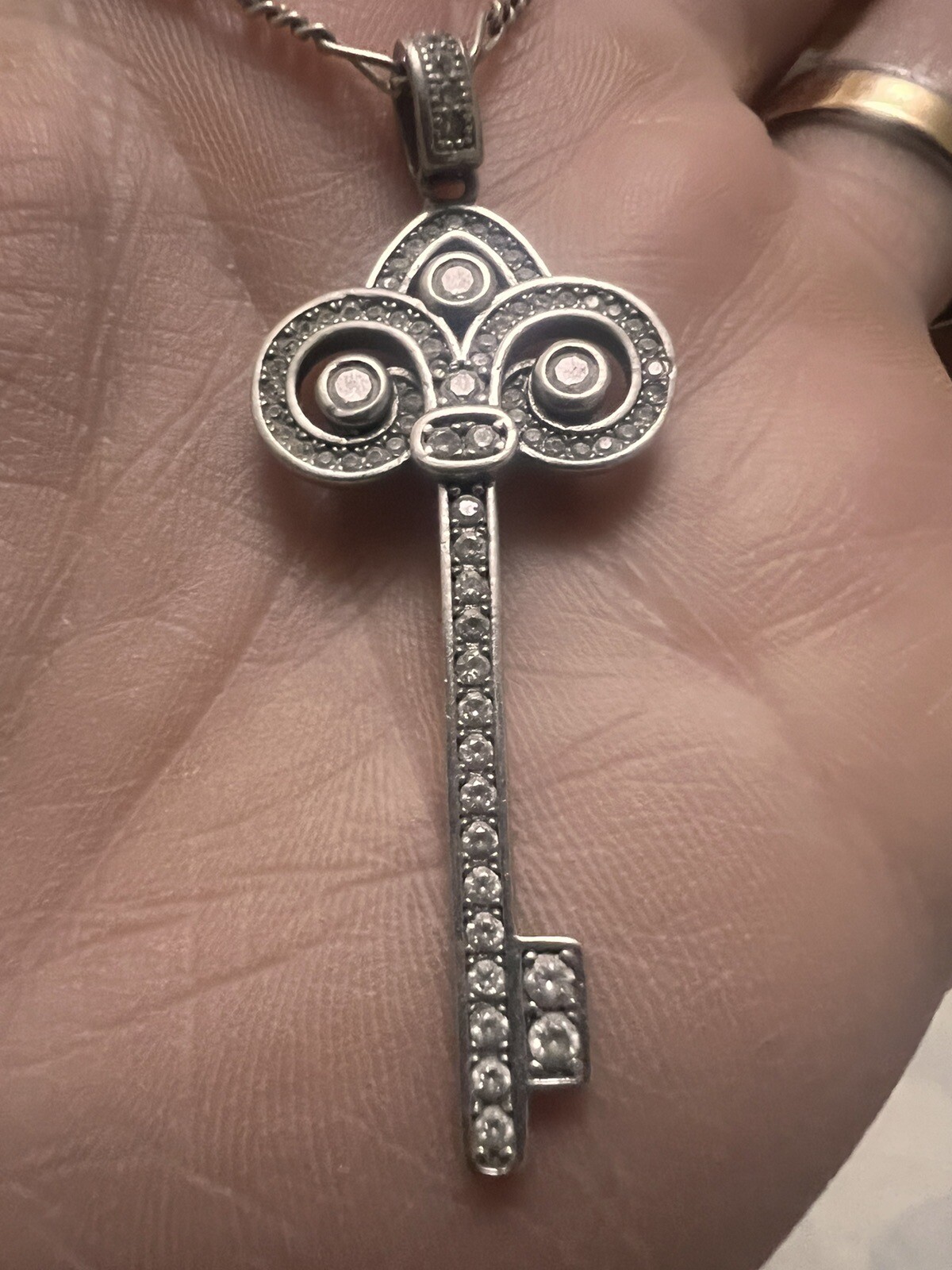 Stunning White Stone Encrusted Solid Silver 925 K… - image 3