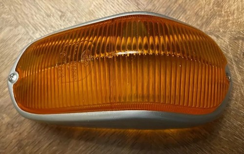 Rare Nos Genuine Mercedes Benz Vintage Truck Front Turn Signal Lens A0015441890 - Picture 7 of 8