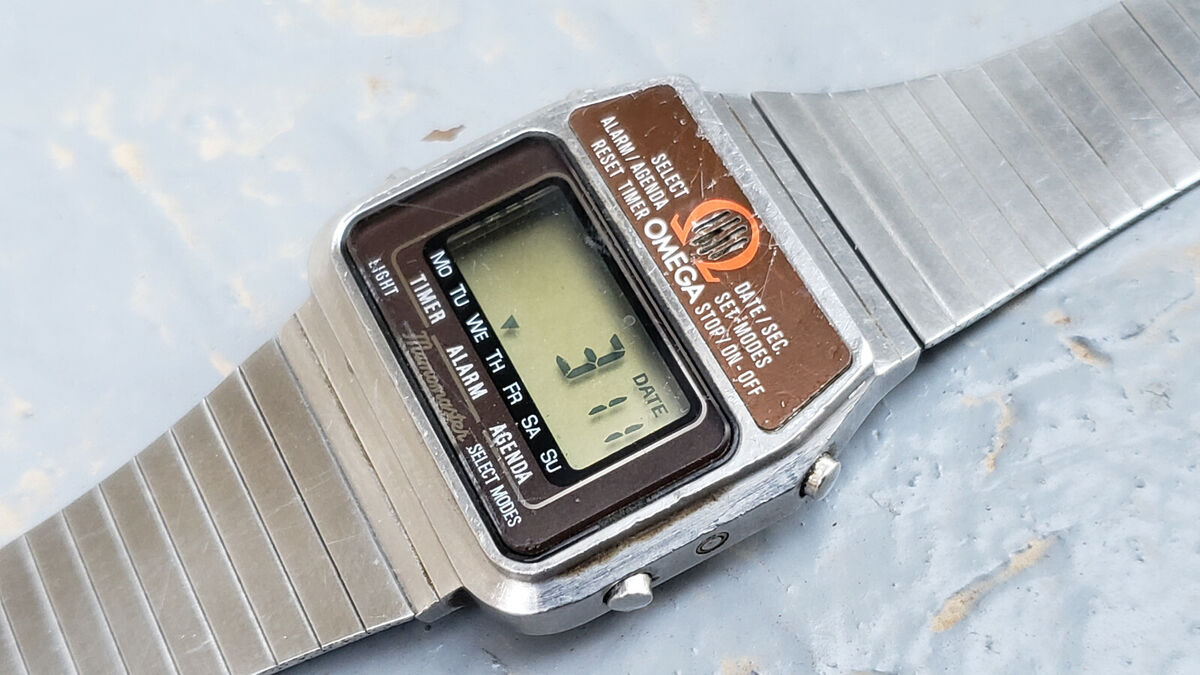 VINTAGE RARE OMEGA MEMOMASTER LCD QUARTZ MENS STEEL WATCH | eBay VINTAGE RARE OMEGA MEMOMASTER LCD QUARTZ MENS STEEL WATCH | eBay