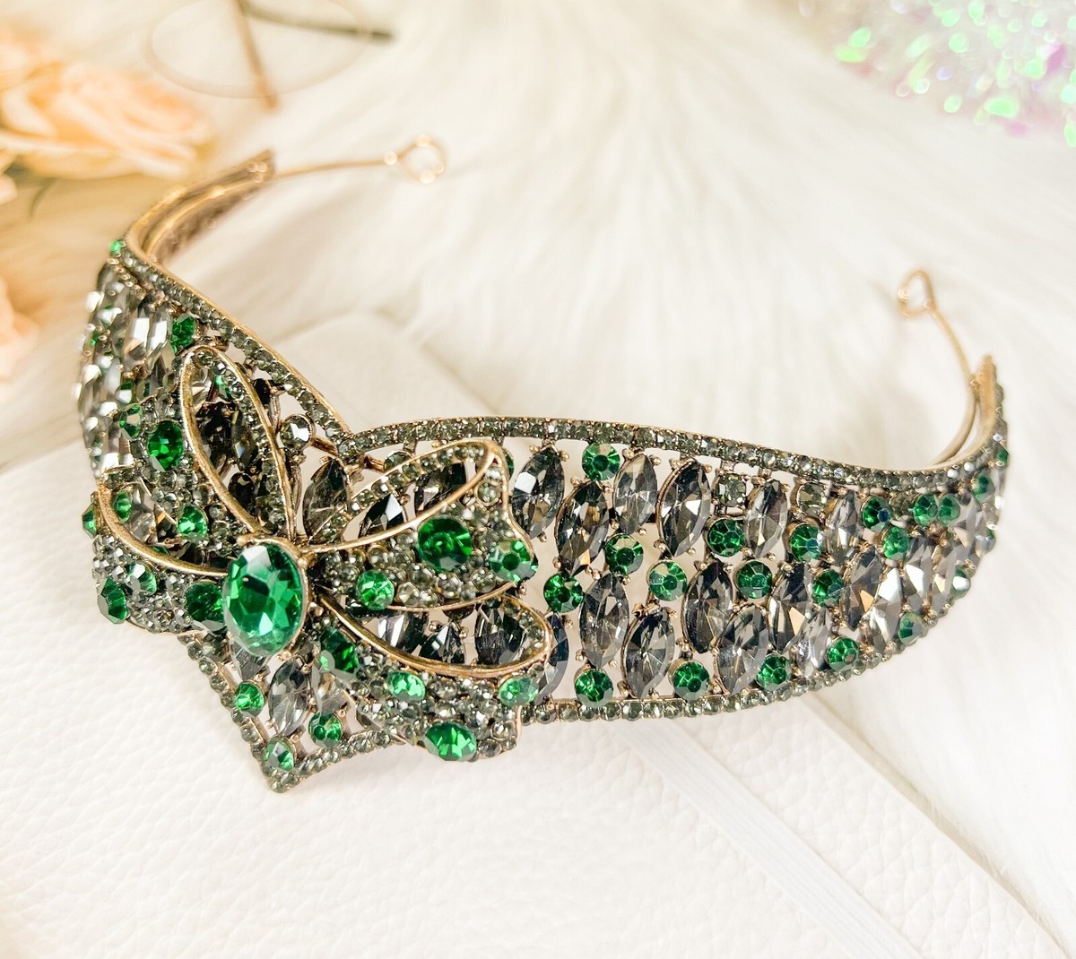 Boho Bow Ribbon Style Tiara, Gothic Emerald Green Rhinestone  display picture 1