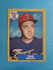 Tom Kelly 1987 Topps Baseball Card # 618 J9030