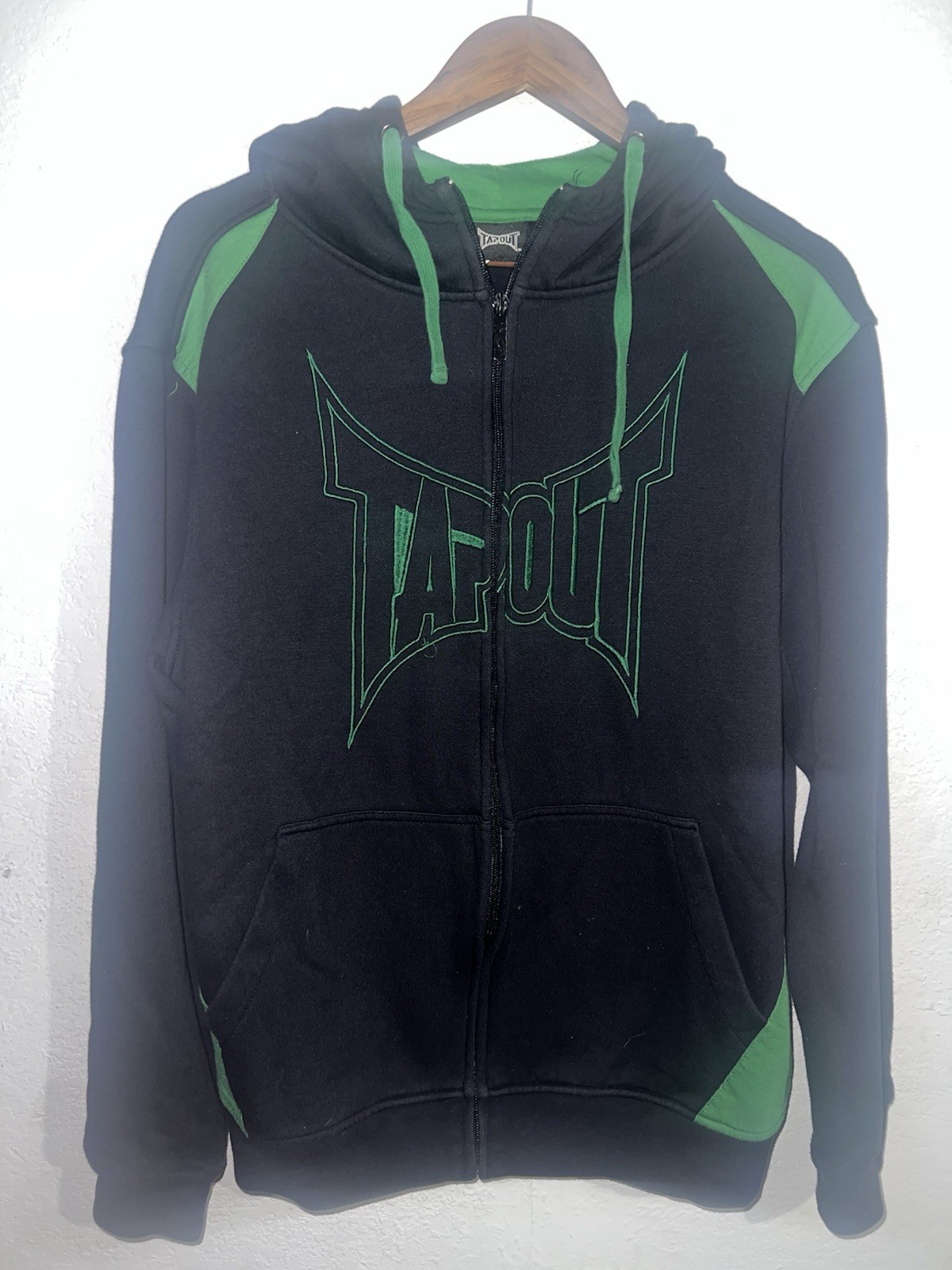 Tap Out Men's Vintage Y2K MMA UFC Rock Zip-Up Hoodie Hype Goth Grunge Style Sz L
