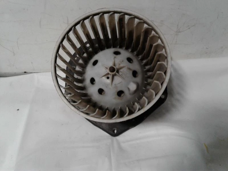 Motor soplador sin CA compatible con camioneta Chevrolet 1500 92-94 631979 Foto 3 de 4