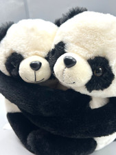 FAO Schwarz Hugging Panda Bears Plush Set 9  Cuddly Best Friends Sweethearts