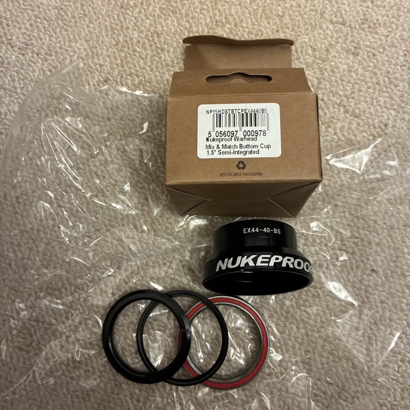 Nukeproof Mix & Match Bottom Headset Cup EX44-40 B5 -1.5" Semi Integrated
