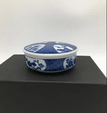 VINTAGE TAKAHASHI PORCELAIN TRINKET DISH WITH LID