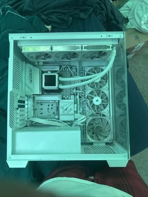 CHEAP WHITE PC PARTS! 7800 X3D, Lian Li Sl Infinity AIO,  X870E Aorus Pro Ice Mb