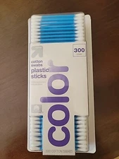 Up & Up cotton Swabs W/ Plastic Sticks 300 Count