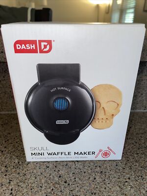 Best Quality Dash Skull Mini Waffle Maker in Shimmer Halloween Gift Kitchen Tool