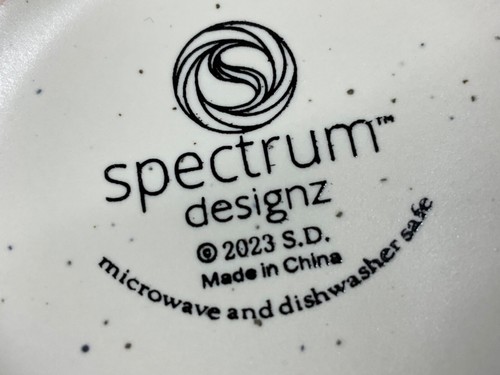 Large Coffee Mug Bee Kind. Spectrum Honeycomb. 16 Ounces. New. - Picture 9 of 9