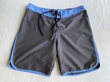 Olivia Wear by mooloolaba board shorts gray  blue men's sz 34
