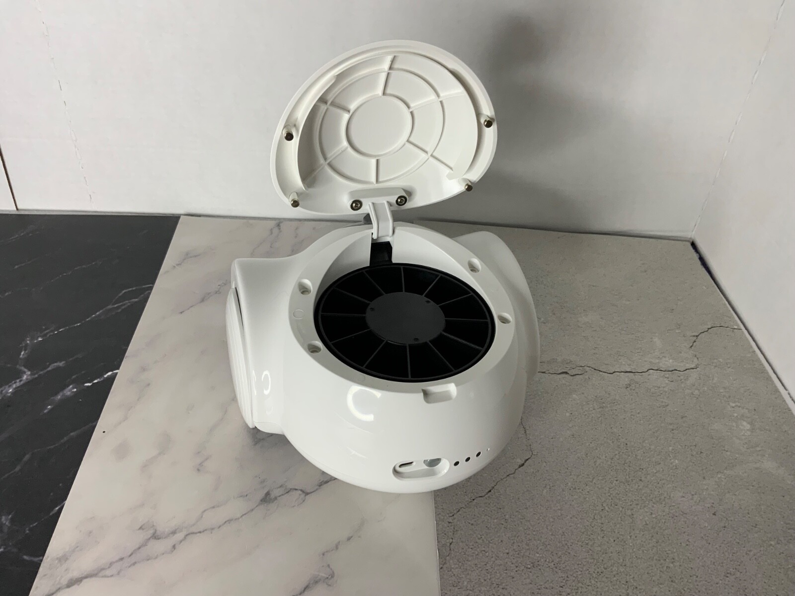 Youpet Smart Companion Robot for Pets -Remote Treat Tossing -Camera