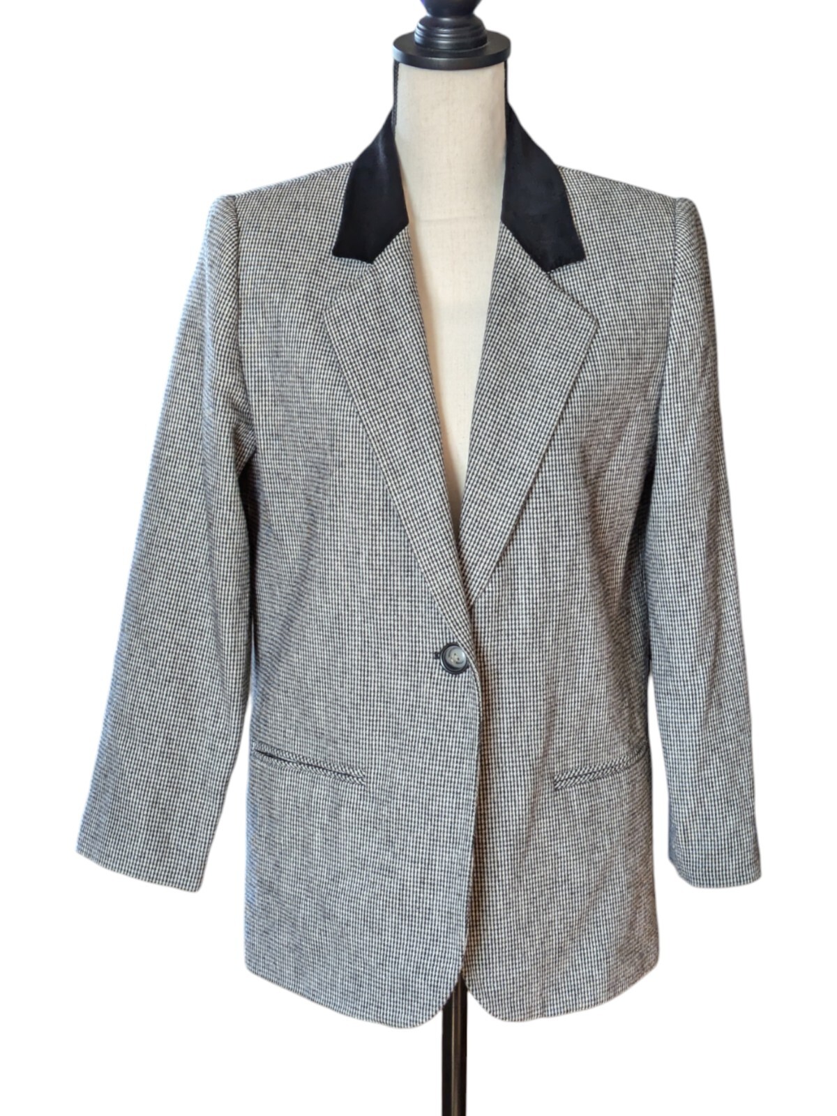 Vintage Sag Harbor Womens SZ6 Houndstooth Single Button Wool Blend Blazer Jacket