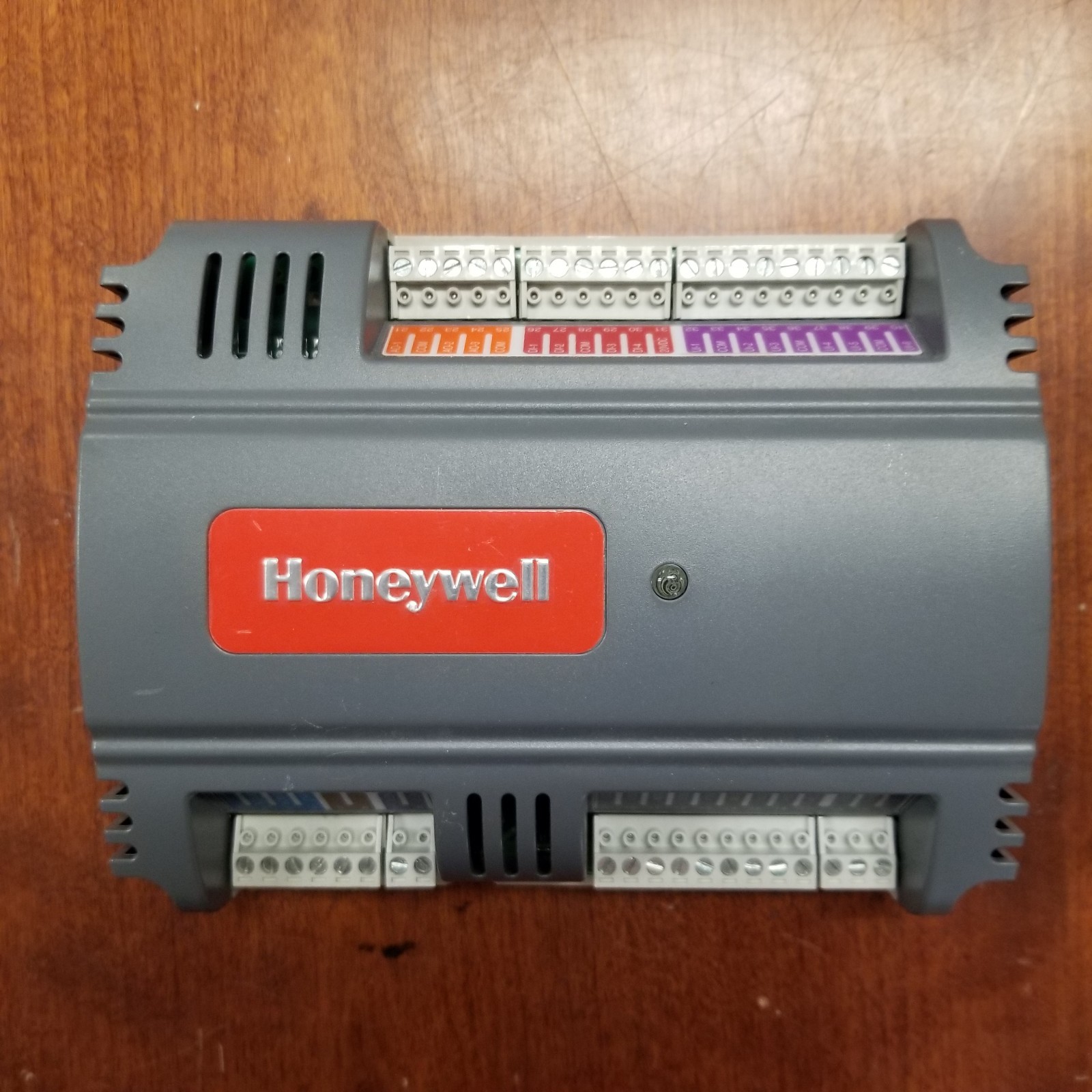 Honeywell PUL6438 HVAC Controller Used Working