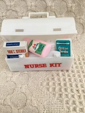 Vtg 1950’s Miniature Nurse Kit With 10 Items