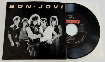 BON JOVI Runaway / Love Lies  7'' VINYL SINGLE Picture Sleeve MURCURY 1989