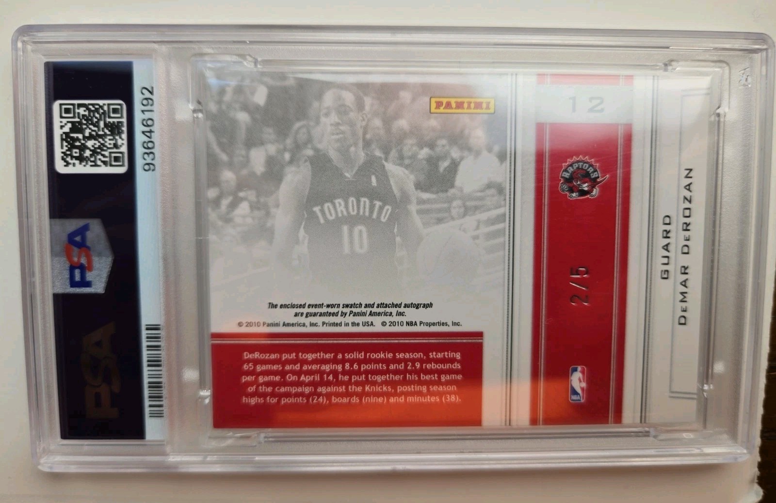 2009 National Treasures Demar Derozan RC Nba Logoman Colossal Auto /5 view 2