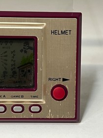 1981 Nintendo Game&Watch HELMET Very GOOD CONDITION WORKS GREAT