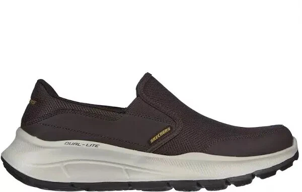 Skechers Men Slip On Shoes Brown Wide Fit Memory Foam Soft Sport 