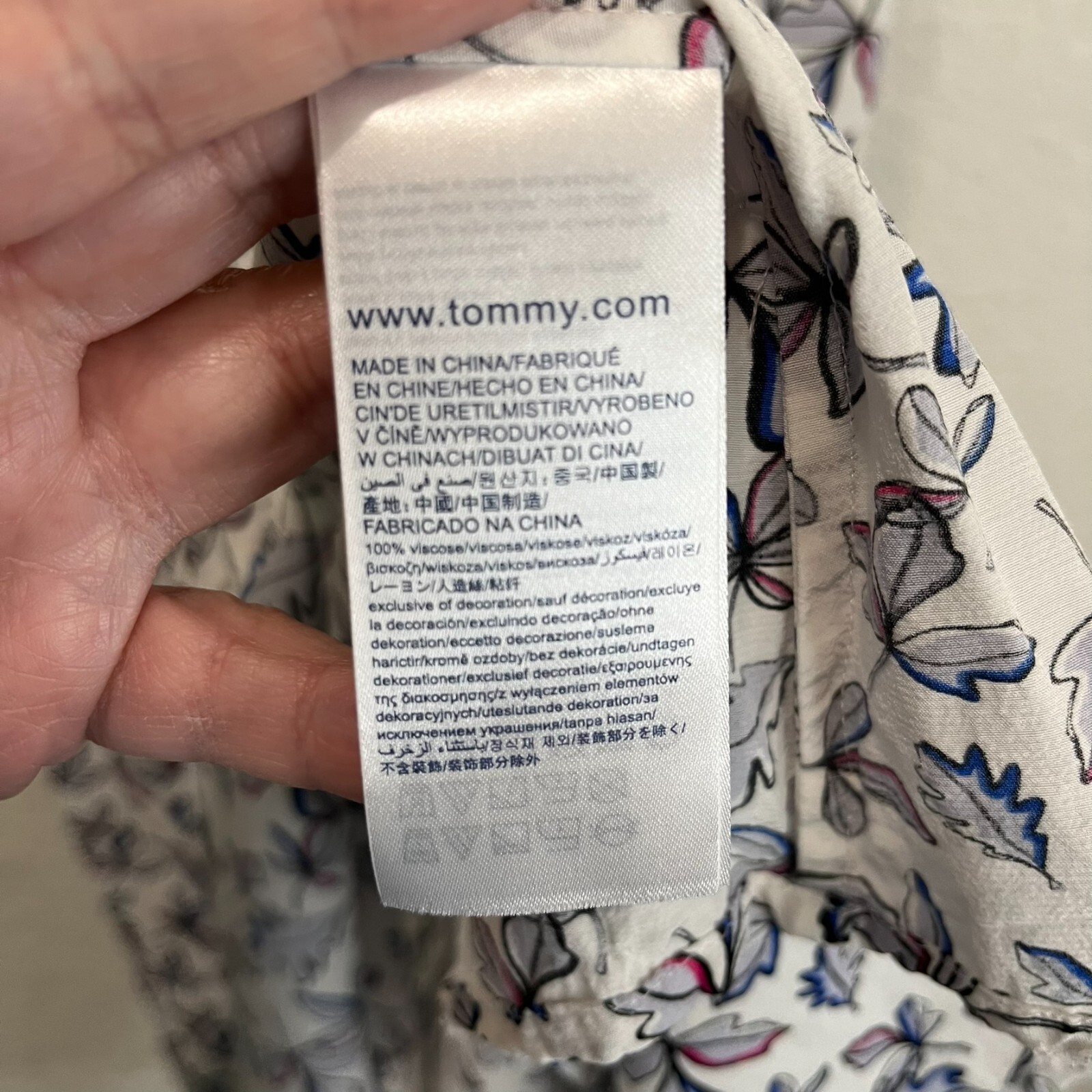 Tommy Hilfiger V Neck Faux Wrap Floral White Navy Pink Viscose Dress Womens Sz 6 thumbnail 11