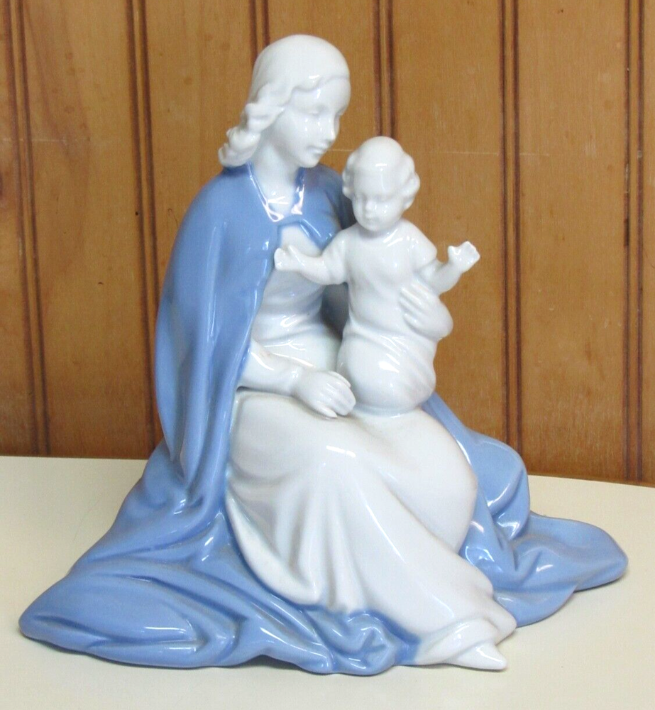 Gerold Porzellan Virgin Mary and Baby Jesus Figure 6 .75