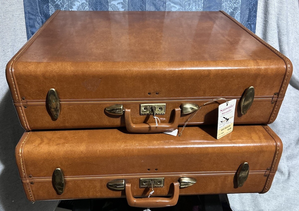 Pair VTG 50s SAMSONITE SCHWAYDER Bros Leather STREAMLITE Suitcases 24” Keys  Tags