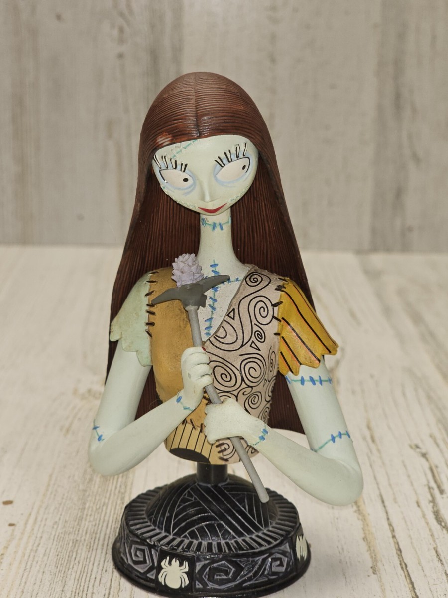 DISNEY NIGHTMARE BEFORE CHRISTMAS SALLY MINI BUST UP Series 1 JUN