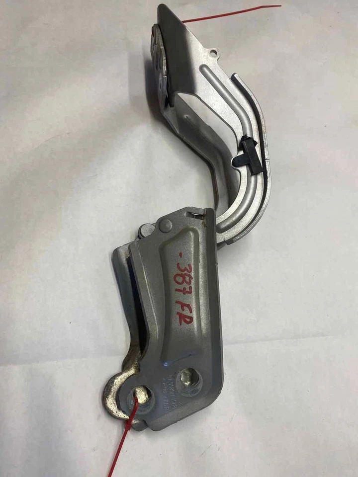 Ford Focus 2012-2018 capó delantero capó panel bisagra par izquierda y derecha T Foto 2 de 4