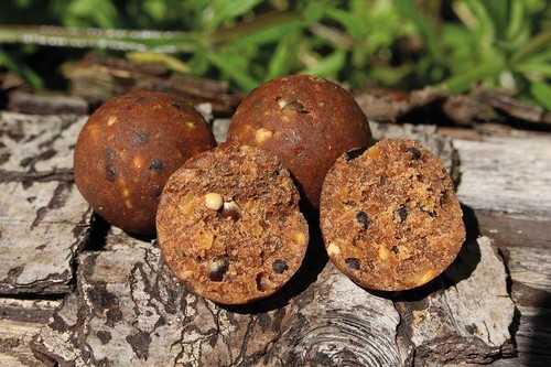 Dynamite Baits Complex-T Shelf-Life Boilies up to 15% Multi buy Discount - Picture 4 of 8