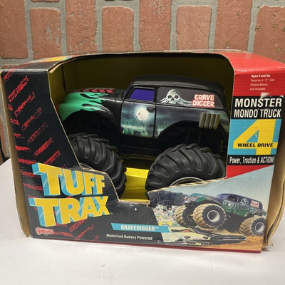 #ad 1989 Galoob GRAVE DIGGER TUFF TRAX Monster Mondo MOTORIZED BATTERY POWERED TRUCK $104.95