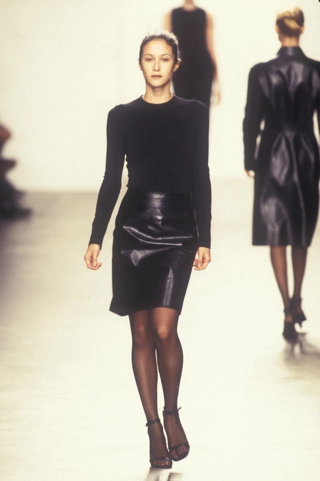 Vintage Calvin Klein Collection Fall 1999 Dark Brown Leather Pencil Skirt M - Image 2 of 4