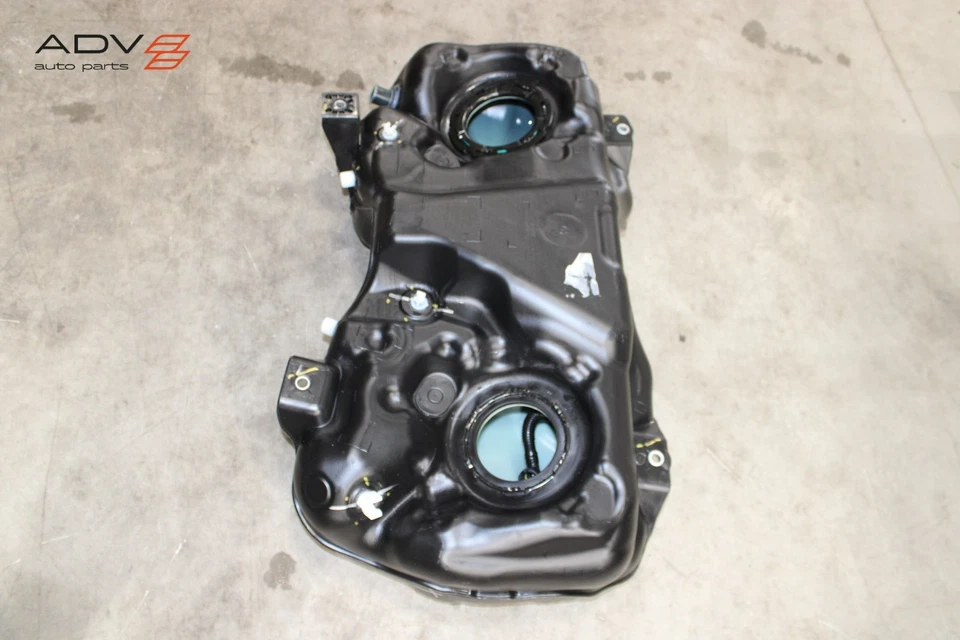 2023 - 2025 MAZDA CX-50 2,5 L DEPÓSITO DE COMBUSTIBLE OEM Foto 4 de 4