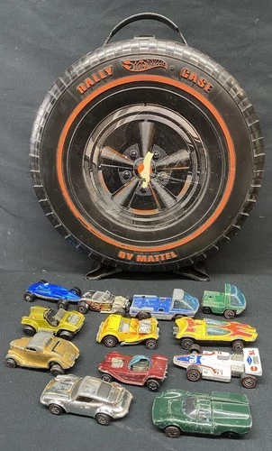 1969 Hotwheels Redline Rally Case w/12 Redlines(See Pictures For Condition)
