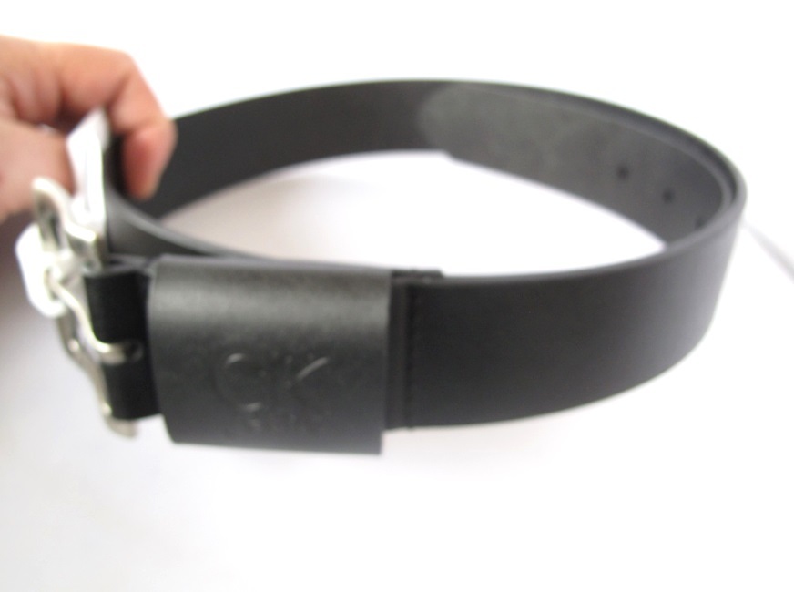 NWT Calvin Klein Jeans Mens Belt 499294 Size Small Black NWT Calvin Klein Jeans Mens Belt 499294 Size Small Black