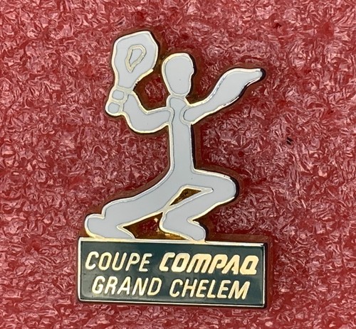 Pin’s Arthus Bertrand - Coupe De Tennis - Vintage
