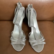 Fioni Night Womens Sz 9.5 Silver High Heels Bridal Wedding/New Years Rhinestone