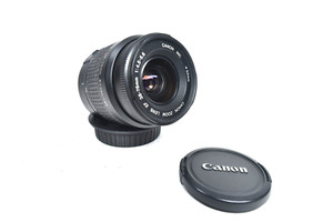 Canon 38-76mm F/4.5-5.6 EF Auto and manual Focus Zoom Lens