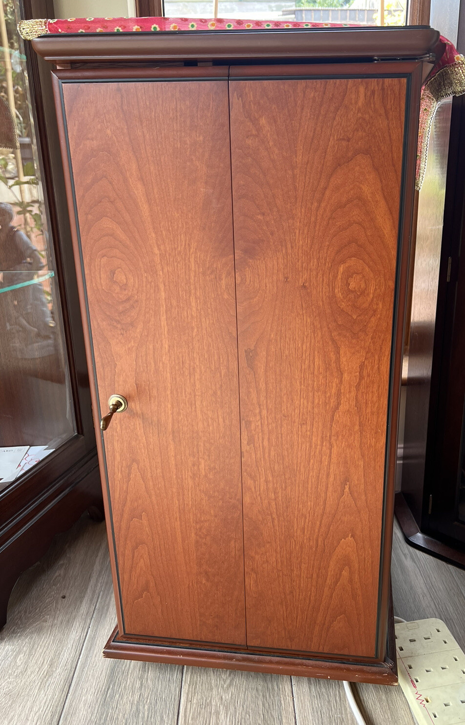 Wooden DVD/CD Rotating Storage Folding Doors Oak ? Shelves