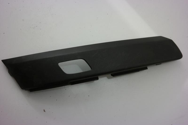 Peugeot 3008 Stoßstange Vorne Blende Gitter SRA Vorne Rechts  